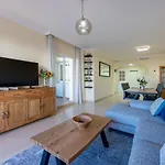 Hills Chic 3 Bed Elviria, *