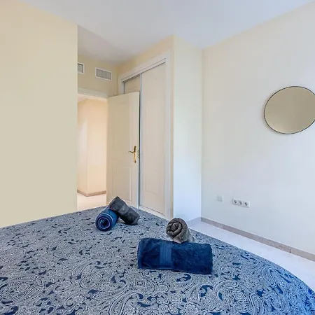 Hills Chic 3 Bed Elviria, Apartment *