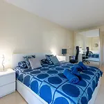 Hills Chic 3 Bed Elviria, Apartament *
