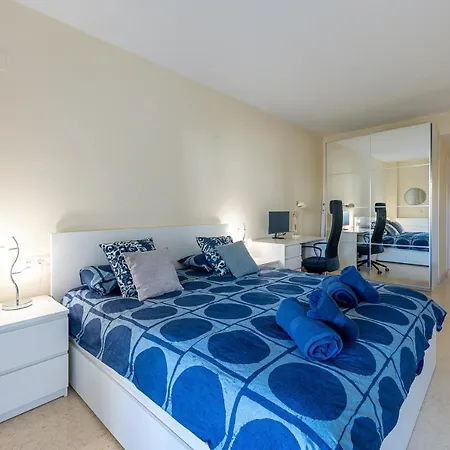 Hills Chic 3 Bed Elviria, Apartman *