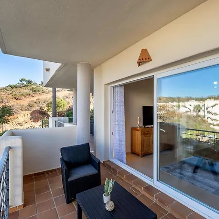 Hills Chic 3 Bed Elviria, Marbella