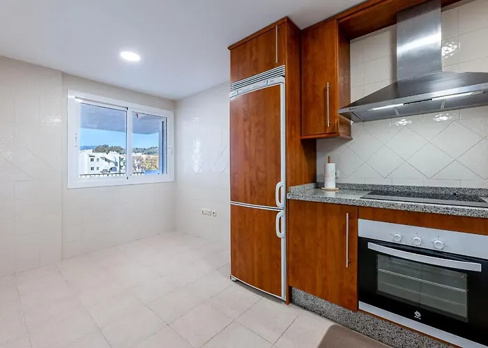 Apartament Hills Chic 3 Bed Elviria, Marbella