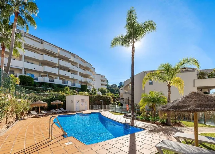 Hills Chic 3 Bed Elviria,