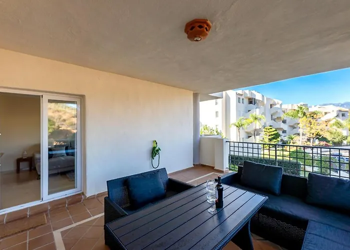 Hills Chic 3 Bed Elviria, * Marbella