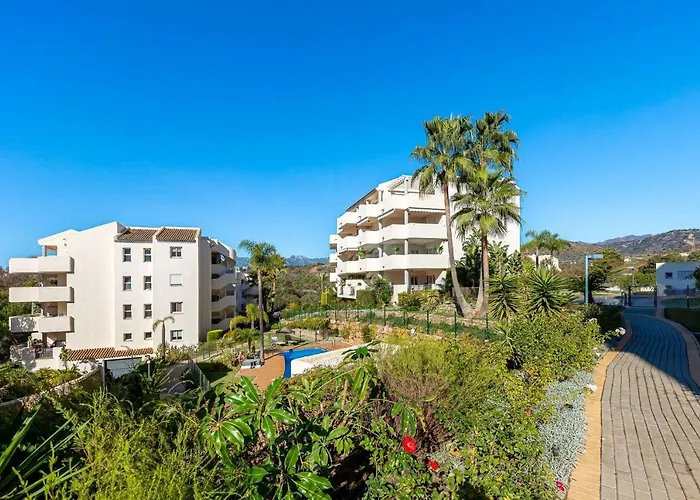 Hills Chic 3 Bed Elviria, *