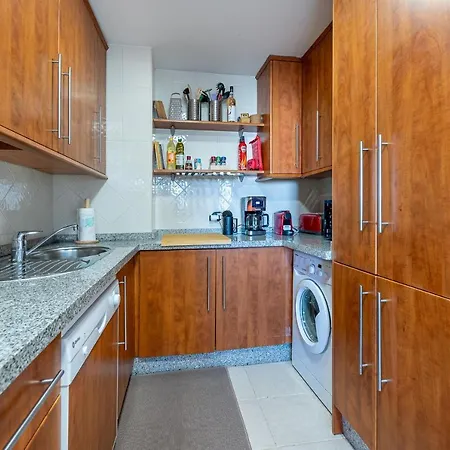 Apartment Hills Chic 3 Bed Elviria,